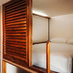 Che & Bar Adults Only Ostello Bacalar