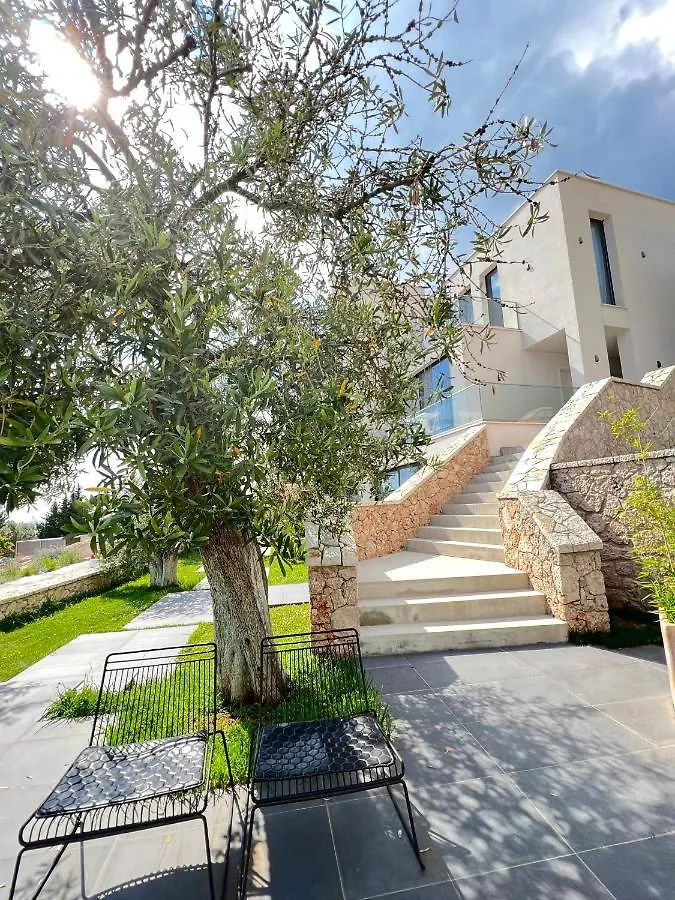 ***  Le Reve Boutique Hotel Dhërmi Albania